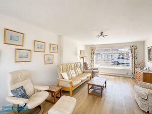 Sitting room- click for photo gallery